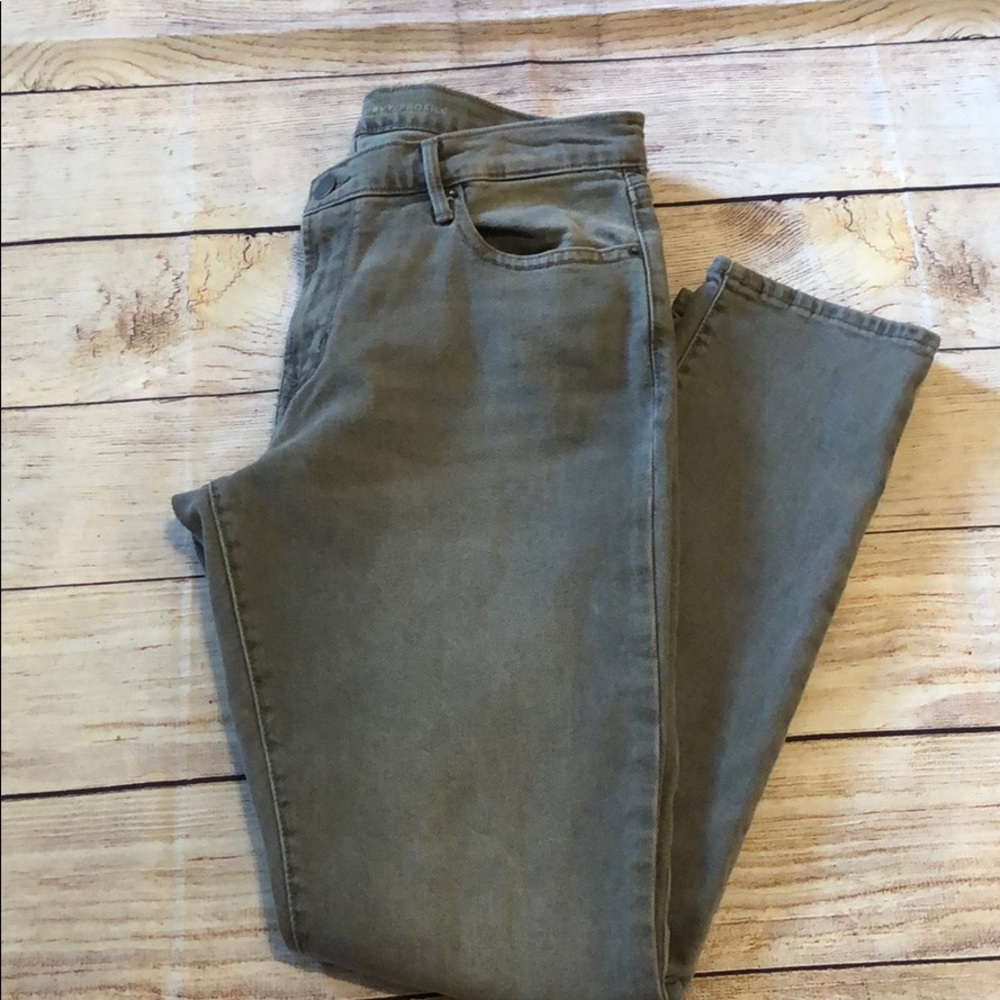 Women’s gray jeans size 8